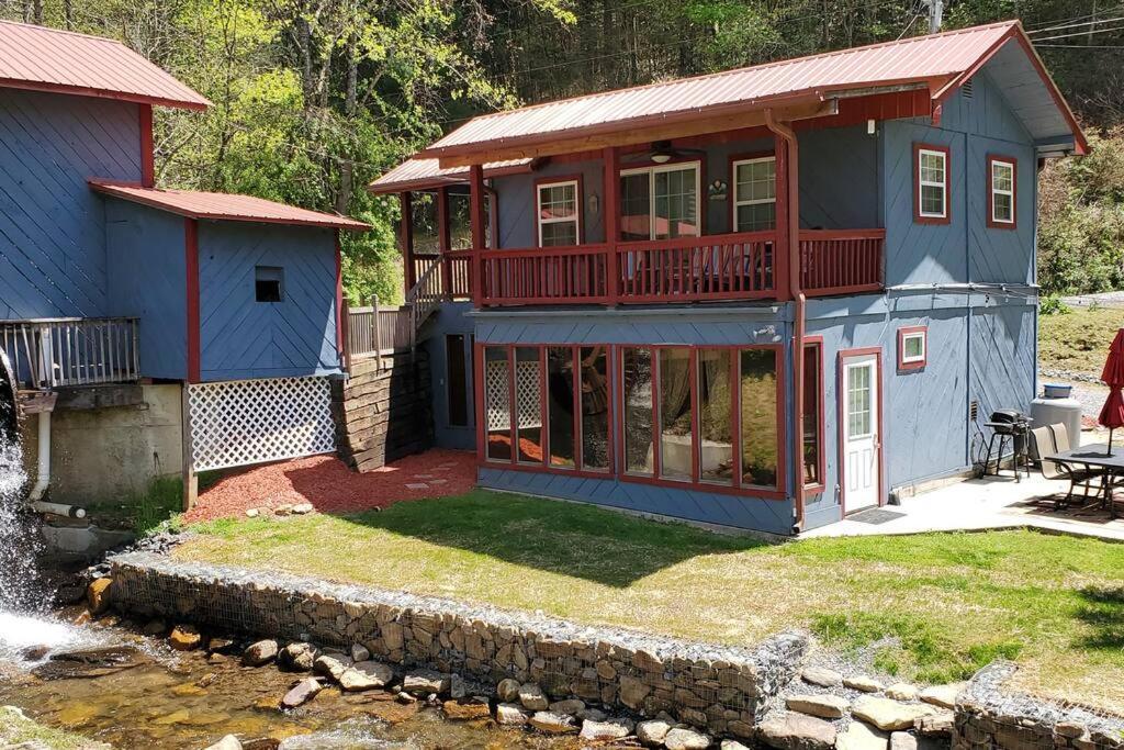 Waterwheel Cabin By The Creek Murphy Εξωτερικό φωτογραφία